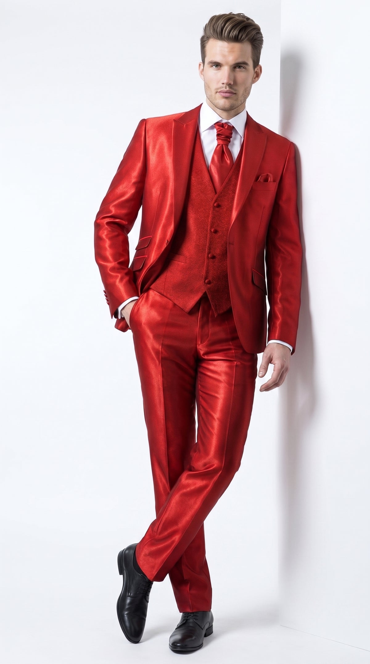 ✨SUIT SELECT オーダースーツ Red Party 定価11万円‼︎✨ Red Shiny Suit — Now in Stock at MensUSA