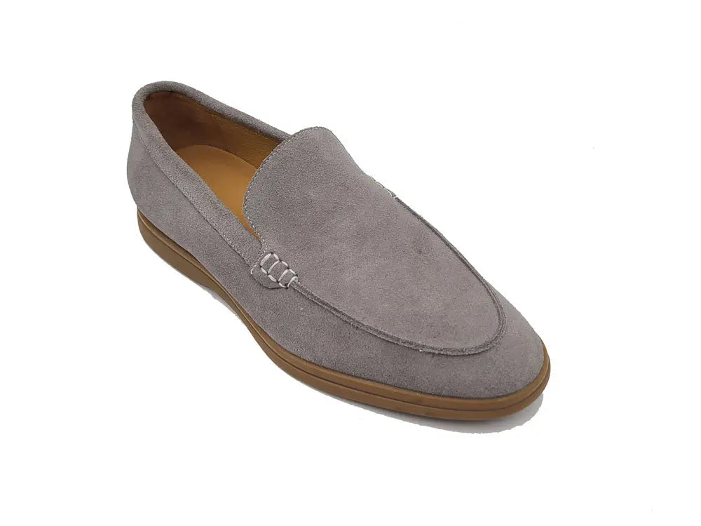 Carrucci Supple Suede Loafer