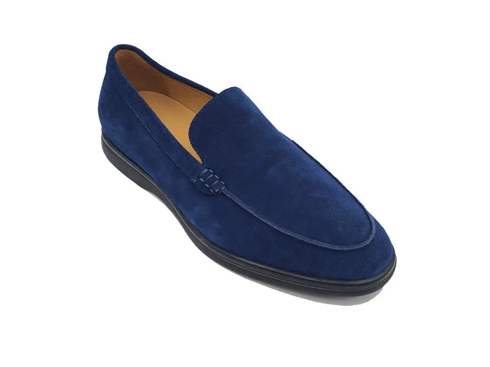 Carrucci Supple Suede Loafer