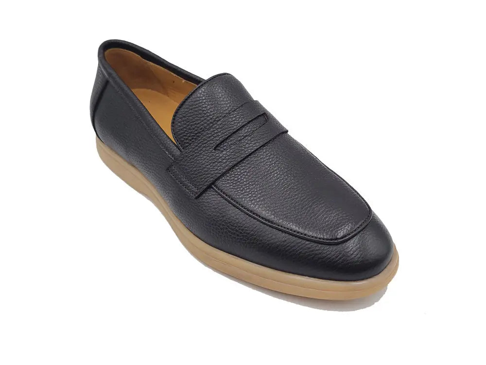 Carrucci Tumble Calfskin Penny Loafer
