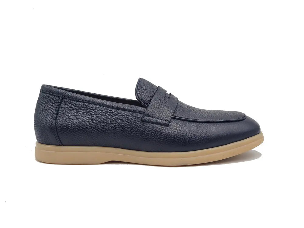 Carrucci Tumble Calfskin Penny Loafer