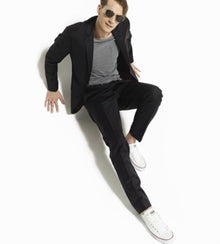 Slim Fitted Brand 2 Button Solid Color Super 100's Wool Slim Fit Suit