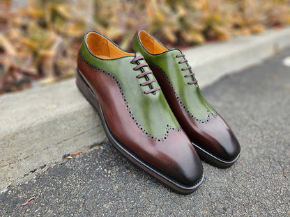 Carrucci Two Tone Oxford With Lightweight Sole