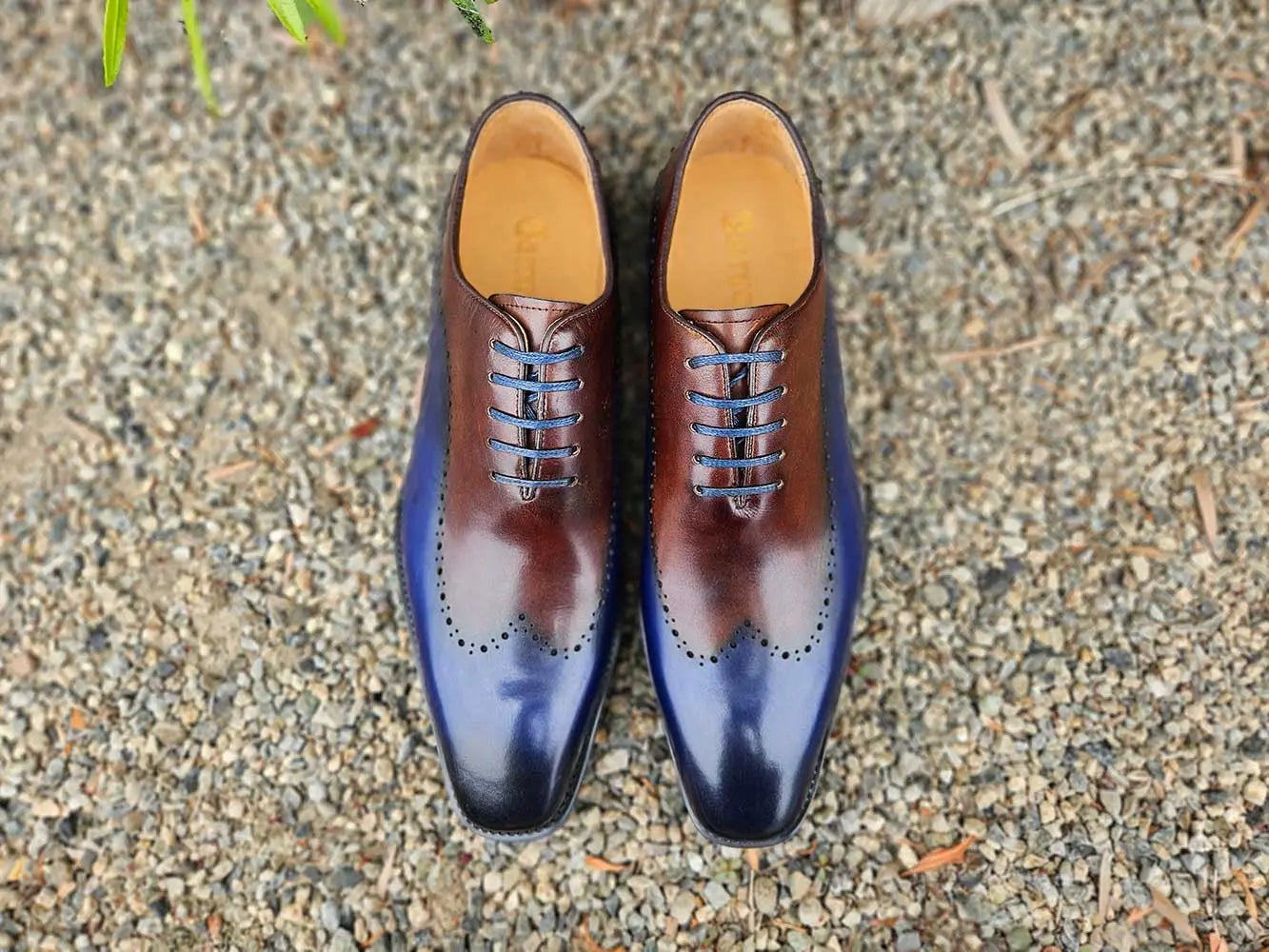 Carrucci Two Tone Oxford With Lightweight Sole