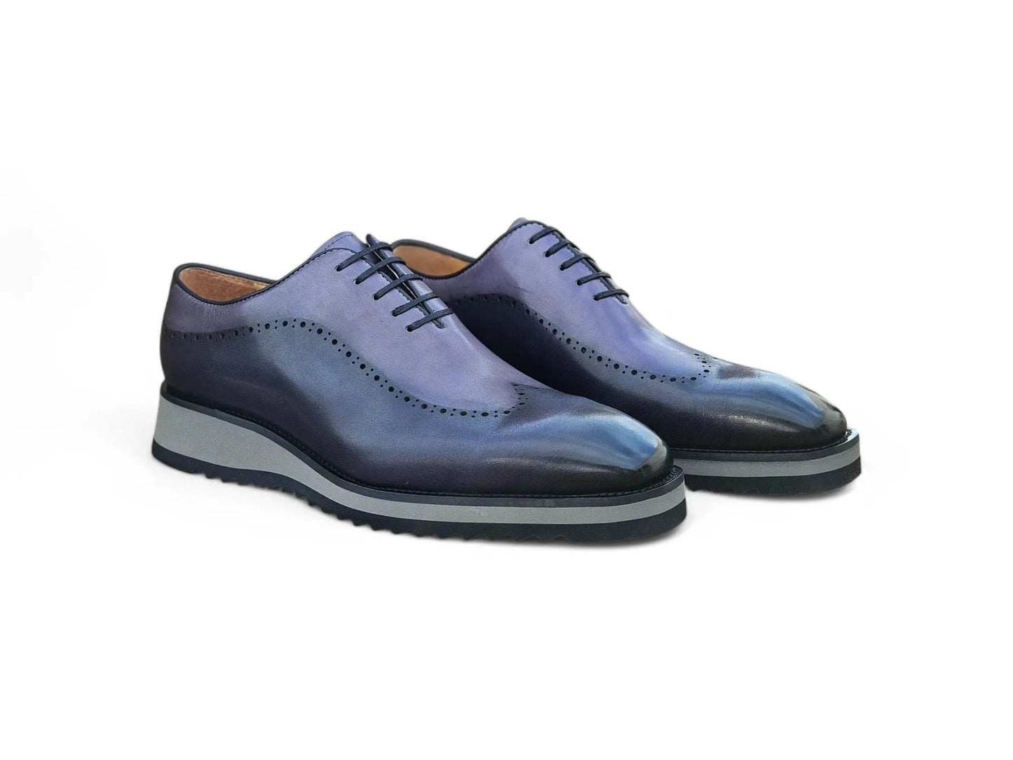 Carrucci Two Tone Oxford With Lightweight Sole