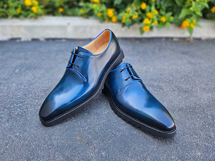 Carrucci Whole Cut Derby With Lug Sole