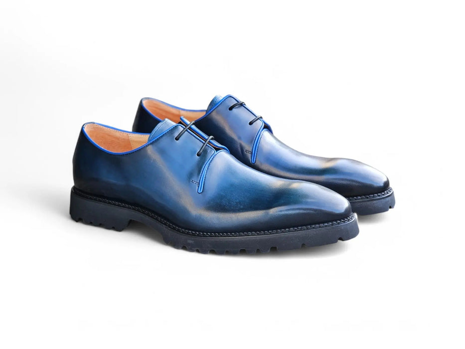 Whole Cut Derby With Lug Sole Carrucci