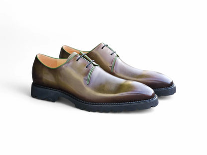 Carrucci Whole Cut Derby With Lug Sole