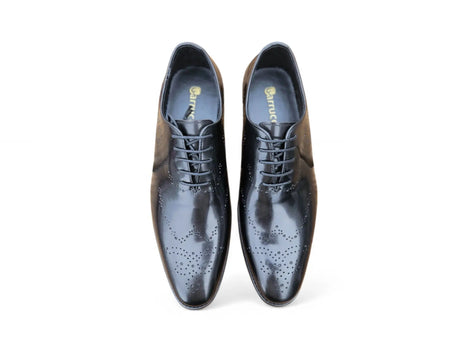 Whole Cut Oxford with Medallions
