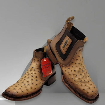 Botin de Avestruz Grabado con Punta Cuadrada - Image 6