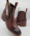 Botines Charros Quincy con Punta Cuadrada Color Vino
