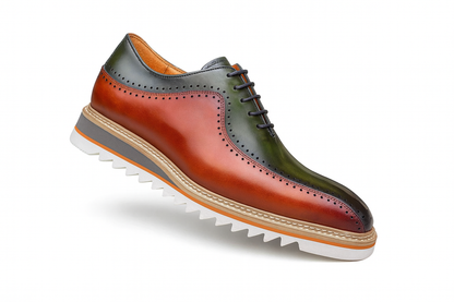 Carrucci Stylish Two-Tone Brogue Oxford