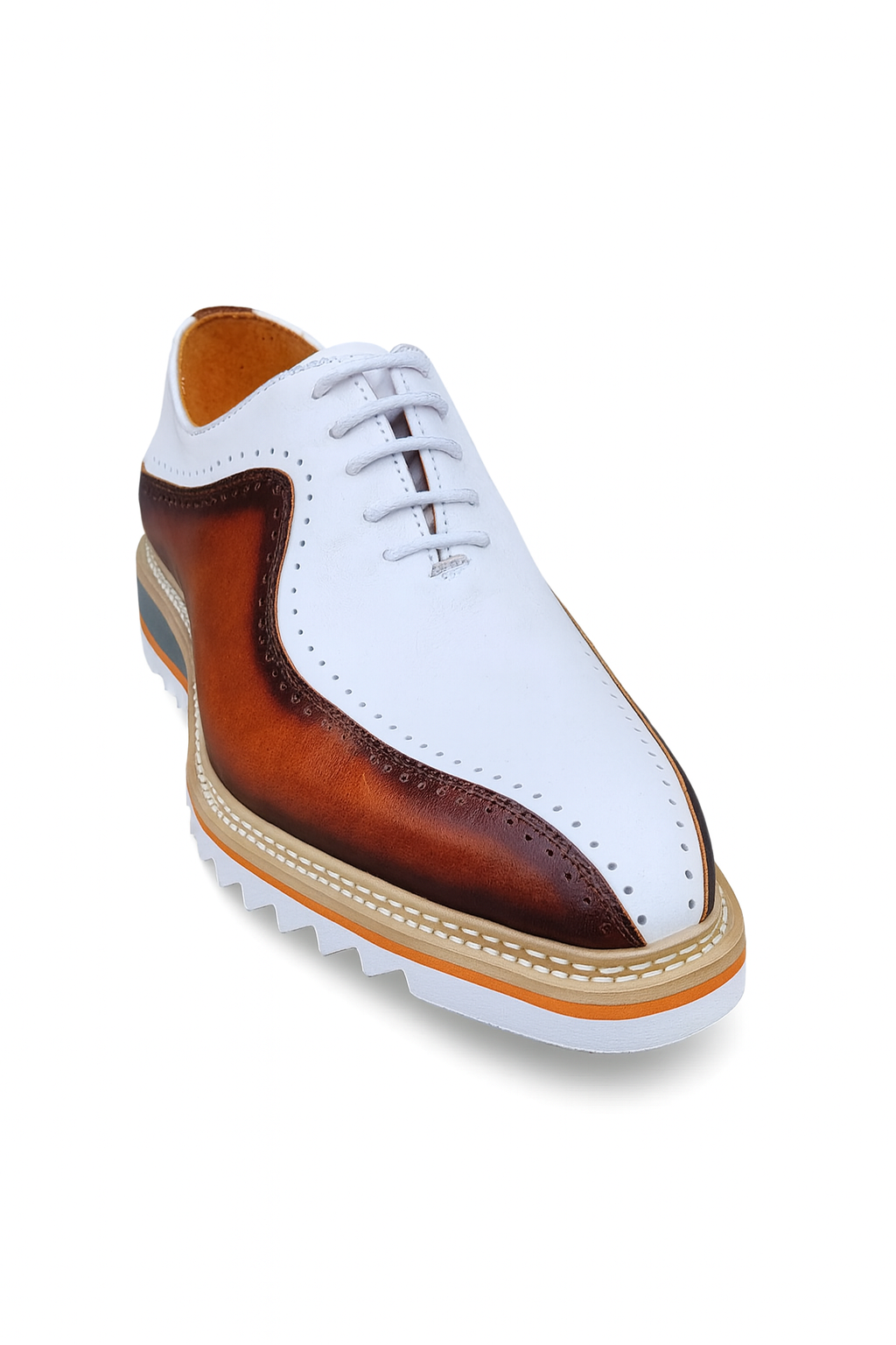 Carrucci Stylish Two-Tone Brogue Oxford