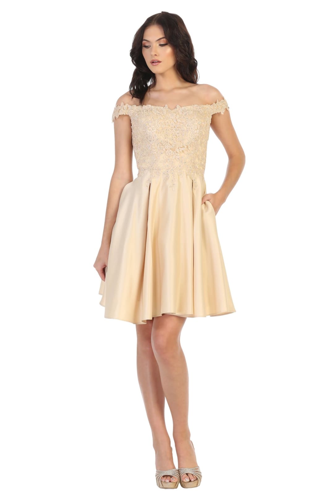 Quince Dama Dresses