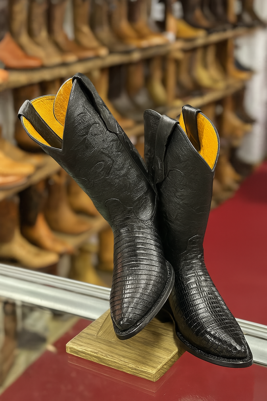 Lizard Print Western Boots - Image 15