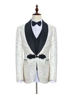 Men's Shawl Lapel FloralPattern Fabric Suit White