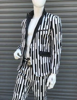 Men's Peak Lapel Suit Black ~ White