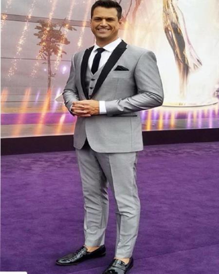 Men's Two Button  Gray Shawl Lapel Jacket