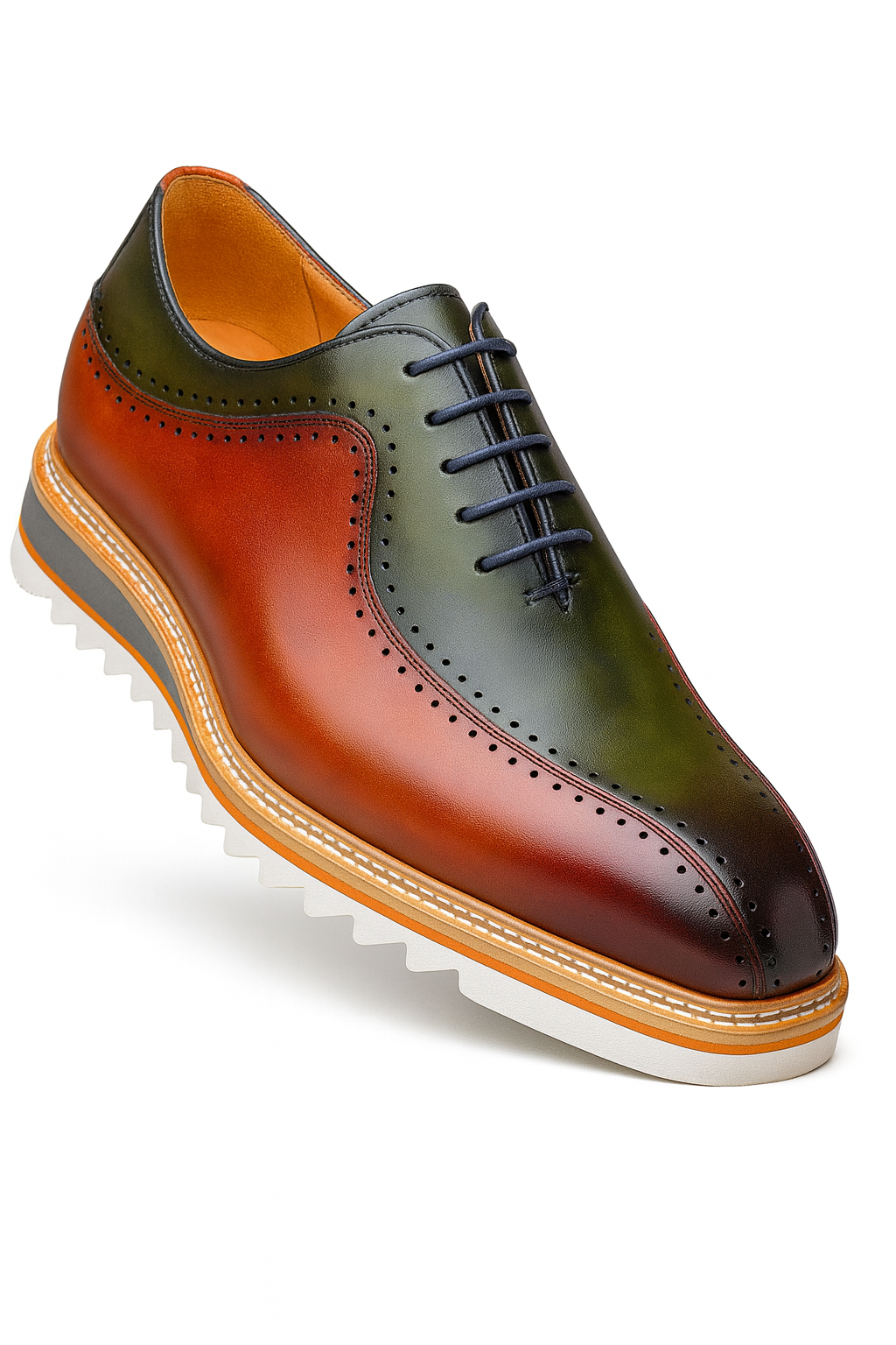 Carrucci Stylish Two-Tone Brogue Oxford