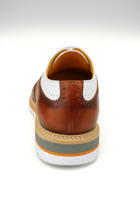Stylish Two-Tone Brogue Oxford