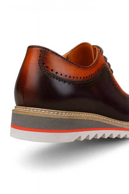 Carrucci Stylish Two-Tone Brogue Oxford