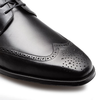 Mezlan Tasso Wingtip Derby: Luxurious Leather Dress Shoe