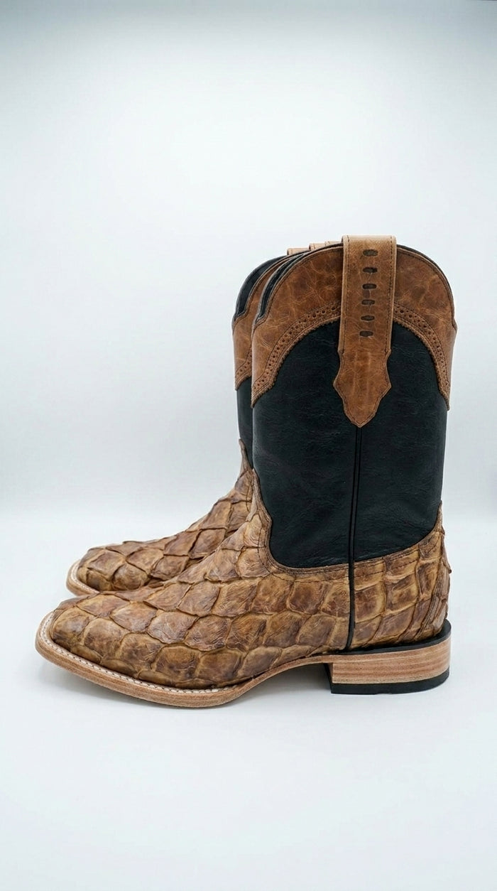 Men’s Arena Pirarucu Fish Skin Rodeo Toe Cowboy Boots, Exotic Western Dress Boots
