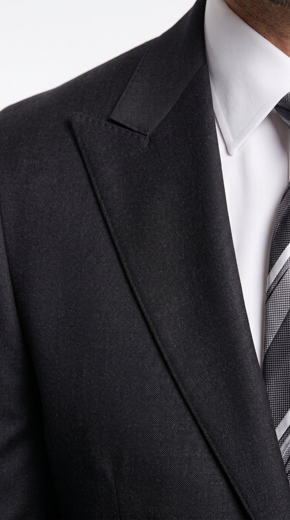 Men's Extra Fine Wool Black Suit – Classic 2 Button Peak Lapel Formal Business & Wedding Suit (Also Available in Dark Navy)