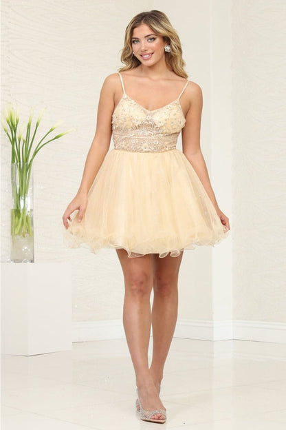 Quince Dama Dresses