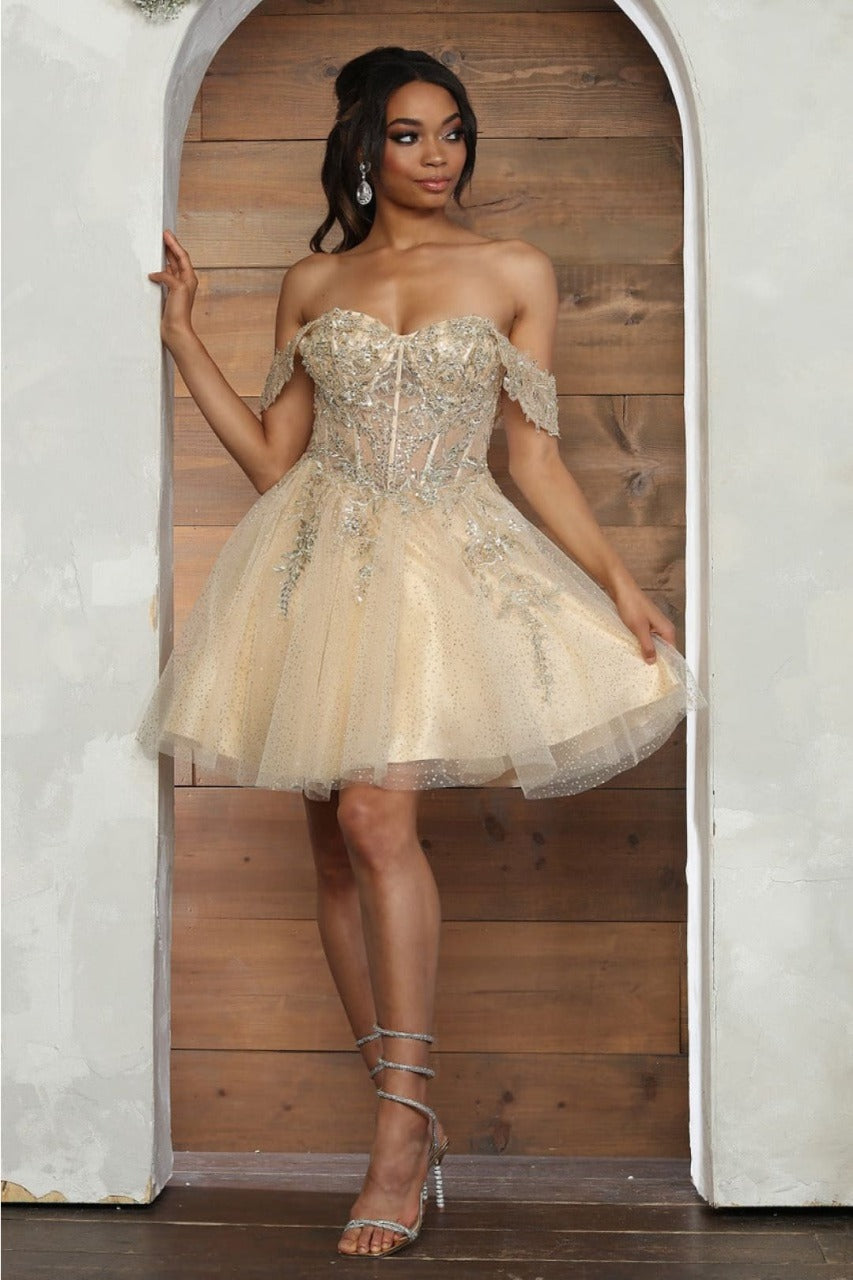 Quince Dama Dresses