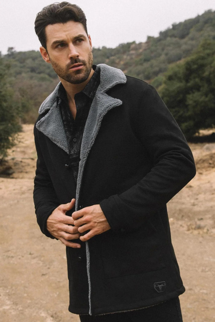 Western Style Long Black Faux Suede Coat for Men – Classic Cowboy Inspired Outerwear