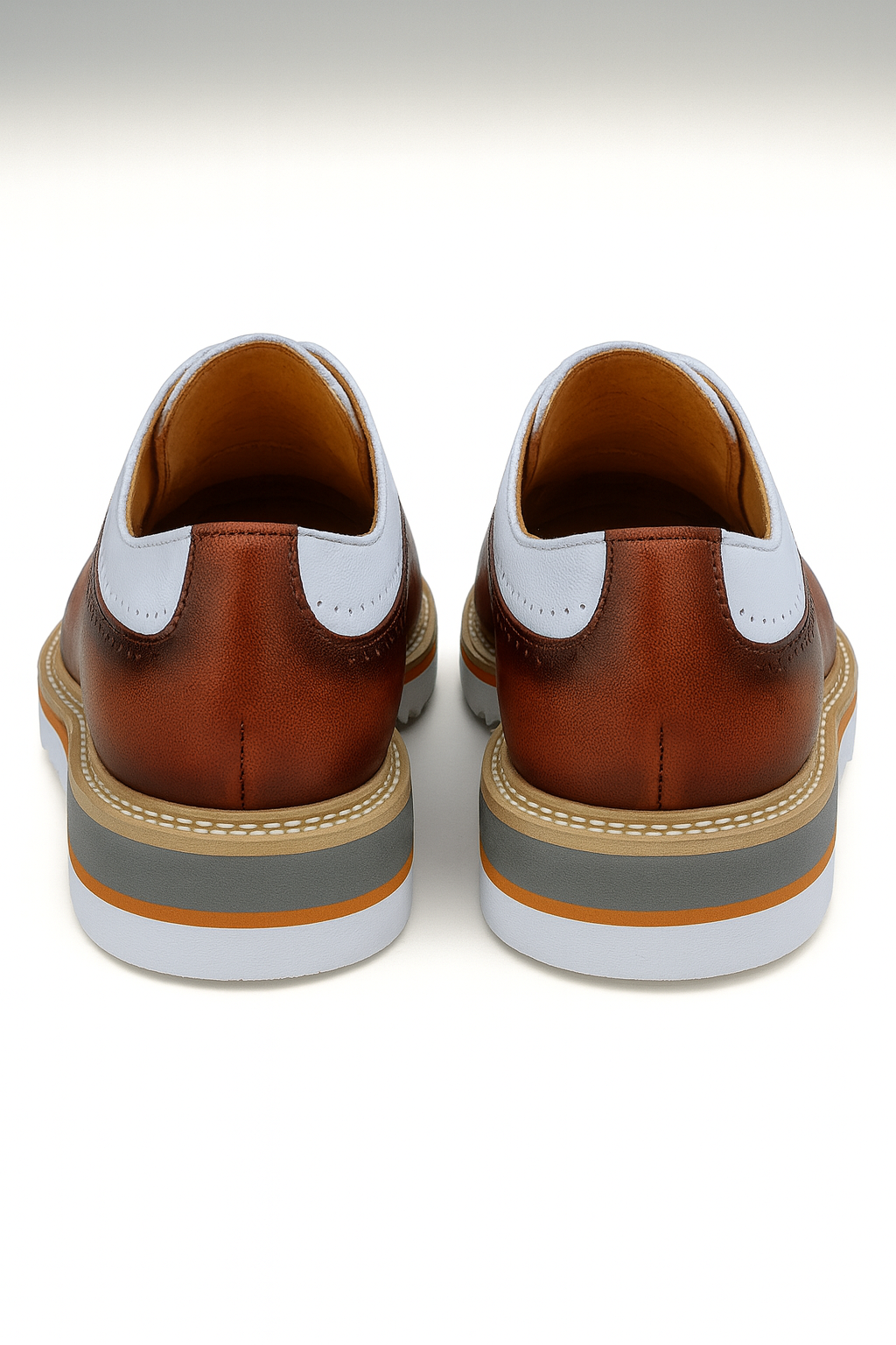 Carrucci Stylish Two-Tone Brogue Oxford