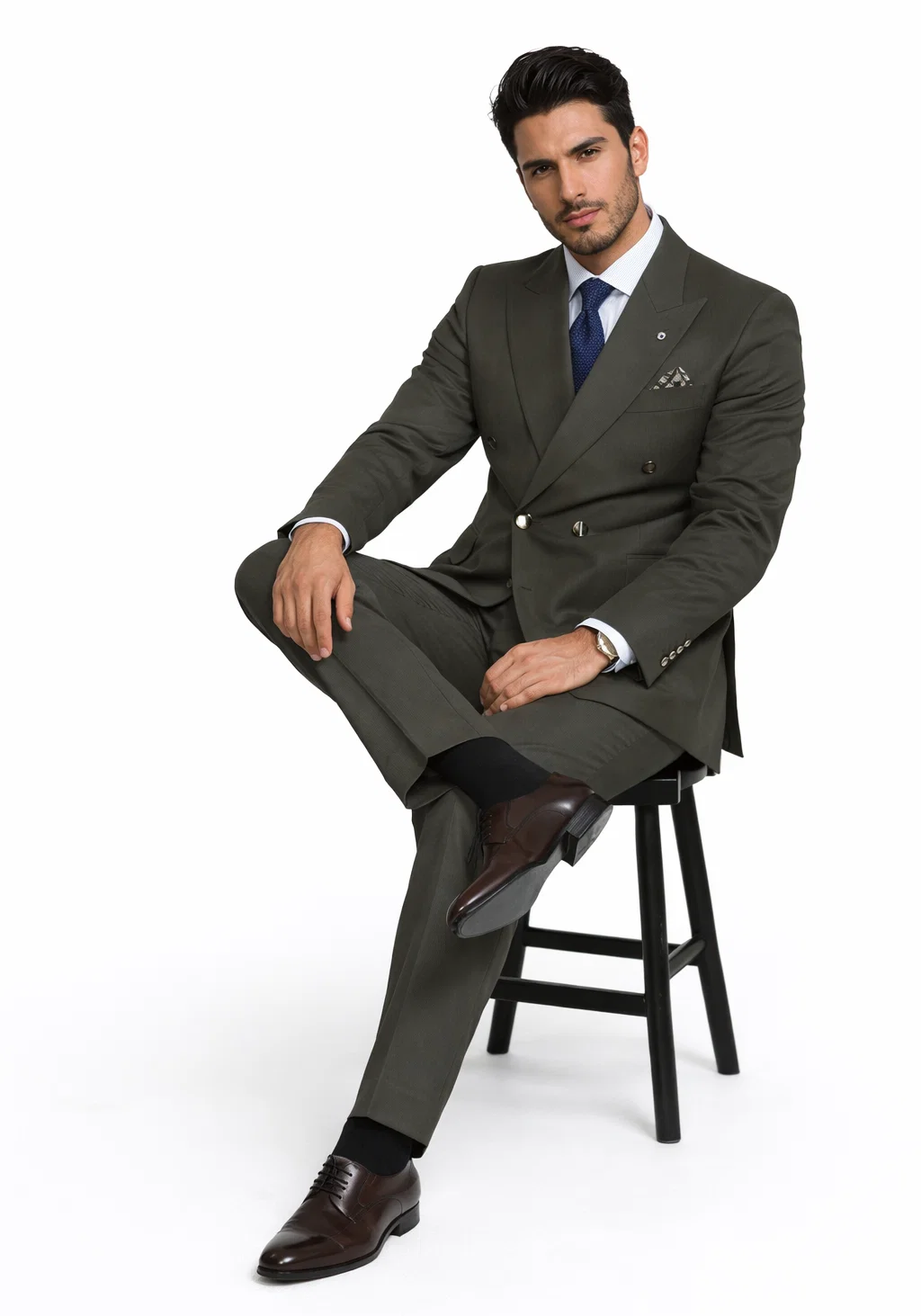 Men'S Olive Green Double Breasted Suits Side Vented Peak Lapel Suit - 6 On 3 Buttons Unique Style With Pleated Pants