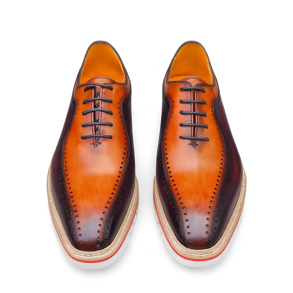 Carrucci Stylish Two-Tone Brogue Oxford