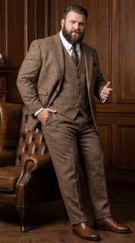 Men’s Light Brown Great Gatsby Tweed Herringbone Vested Suit, Tobey Maguire Inspired 1920s Formal Outfit