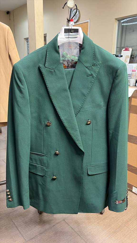 Vitali Brand Men’s Emerald Green Double Breasted Suit – Side Vented Modern Fit