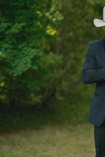 2 Button Vested Satin Trim Lapel Cowboy Tuxedo in Navy