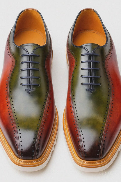 Carrucci Stylish Two-Tone Brogue Oxford