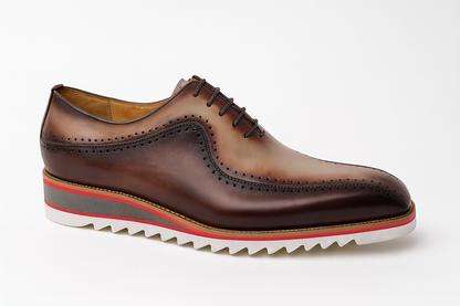 Carrucci Stylish Two-Tone Brogue Oxford
